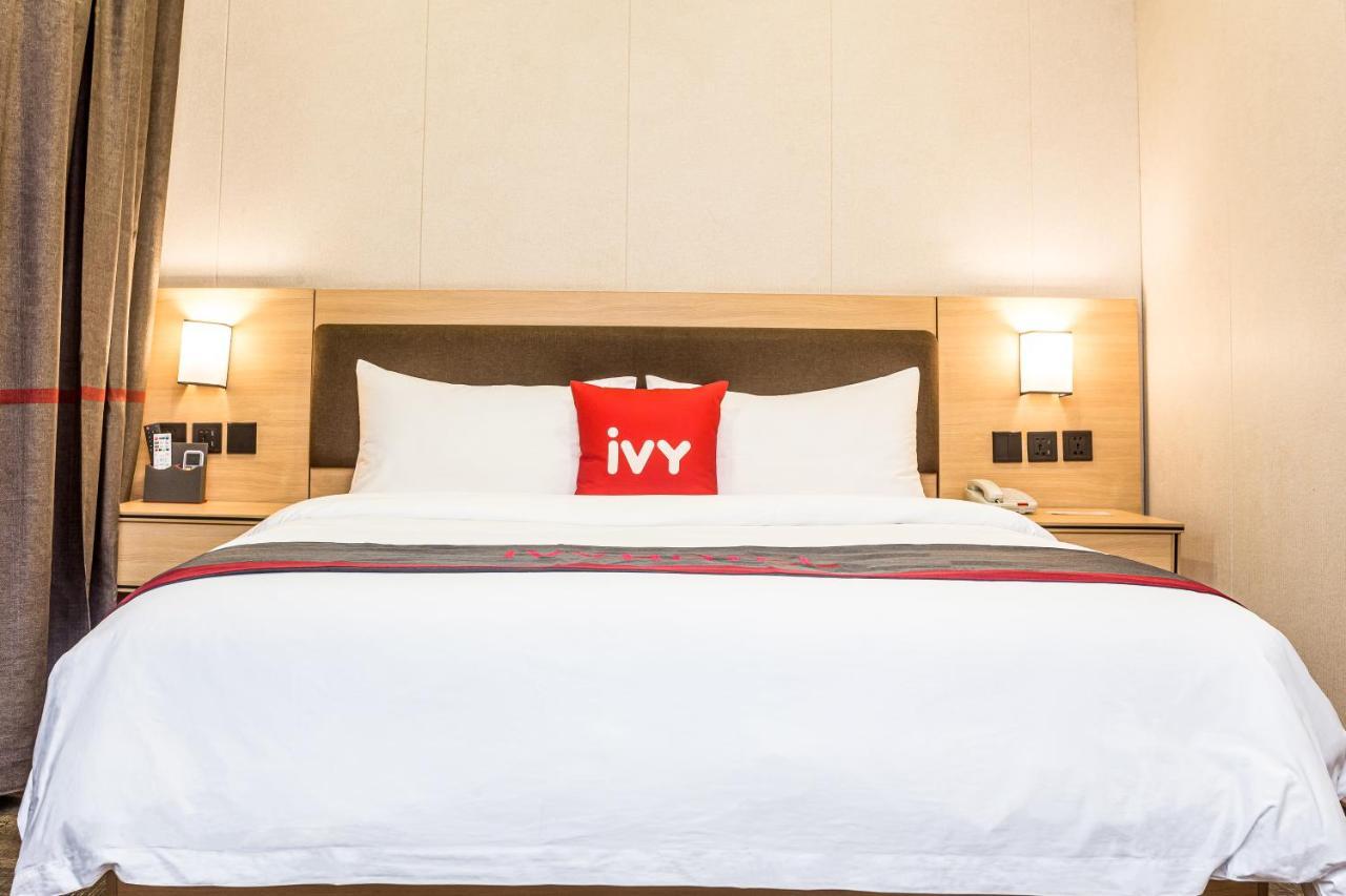 Ivy Hotel Emerald Ikeja Bagian luar foto